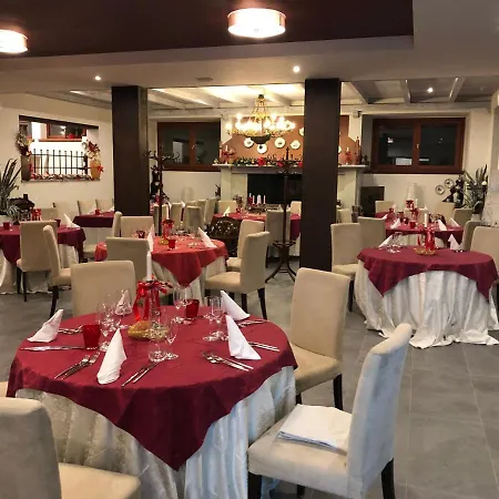 Guest house Locanda Rossa *