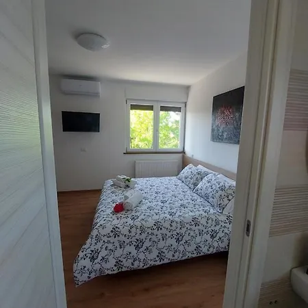 Guest house Locanda Rossa *